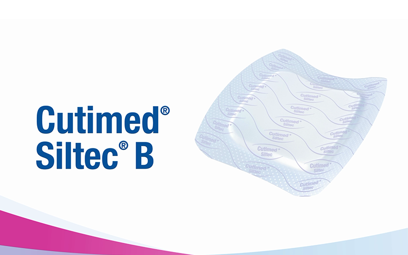 Dieses Video zeigt, wie Cutimed Siltec B zur Behandlung von schwach bis mäßig exsudierenden Wunden angewendet werden kann. Dieses Video zeigt, wie Cutimed Siltec B zur Behandlung von schwach bis mäßig exsudierenden Wunden angewendet werden kann.